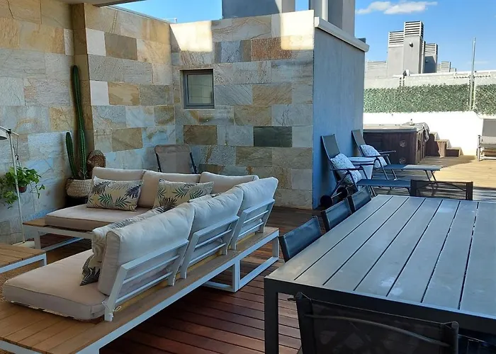 Atico De Lujo Con Jacuzzi Climatizado En Terraza