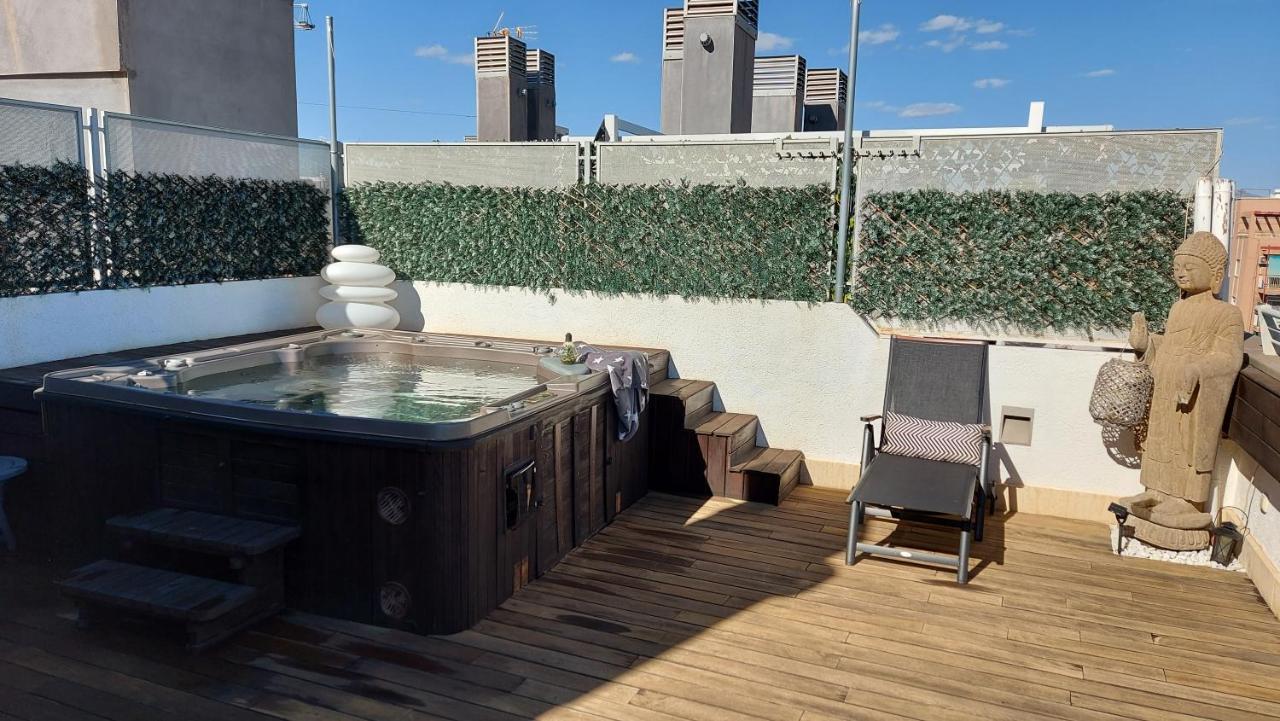 Atico De Lujo Con Jacuzzi Climatizado En Terraza Elche